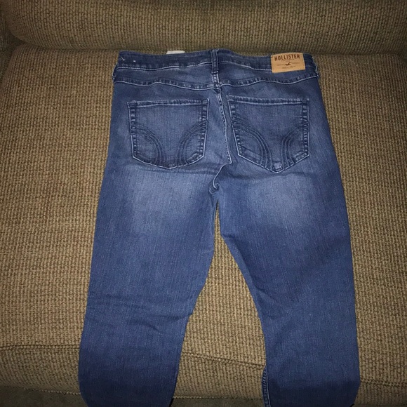 Hollister Jeans - Picture 5 of 5
